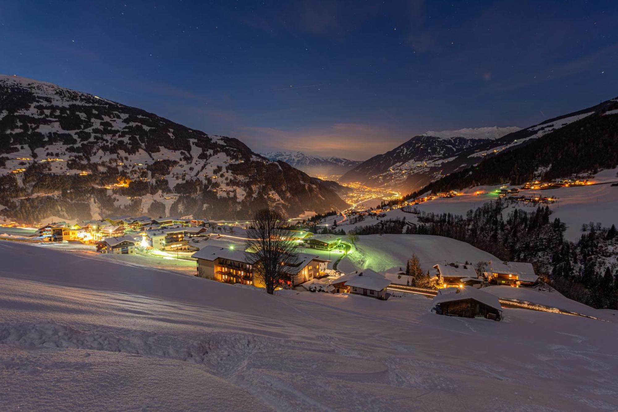Ferienwohnung Ausblick Zillertal Hainzenberg Dış mekan fotoğraf