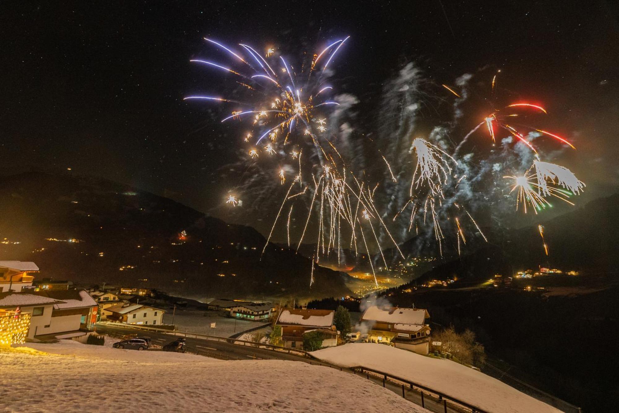 Ferienwohnung Ausblick Zillertal Hainzenberg Dış mekan fotoğraf